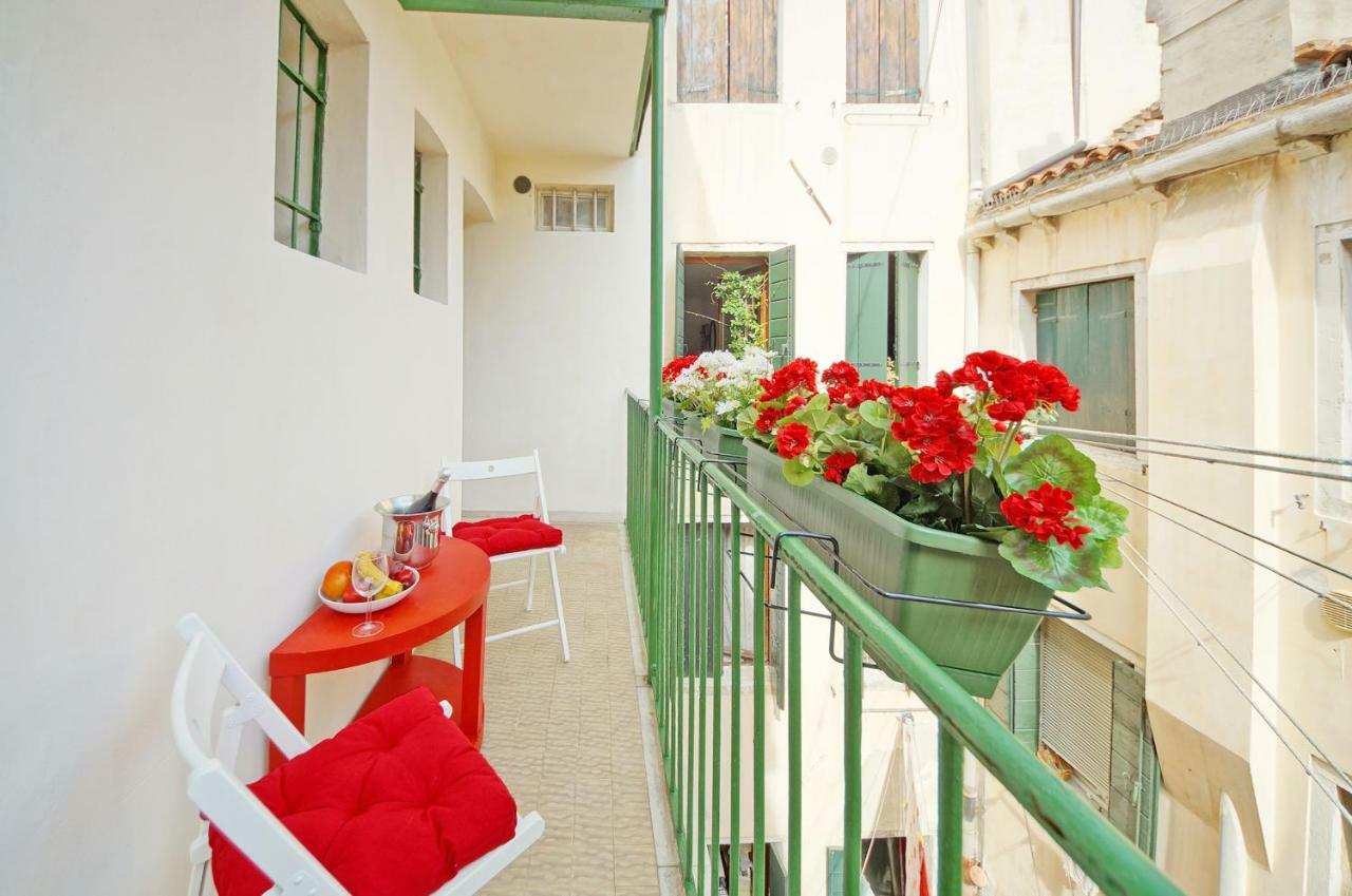 Calle Dei Fabbri Apartment Venedig Eksteriør billede